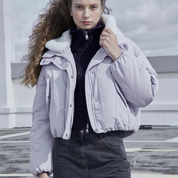 새상품급 온앤온 카라퍼 탈부착 구스다운패딩 1사이즈