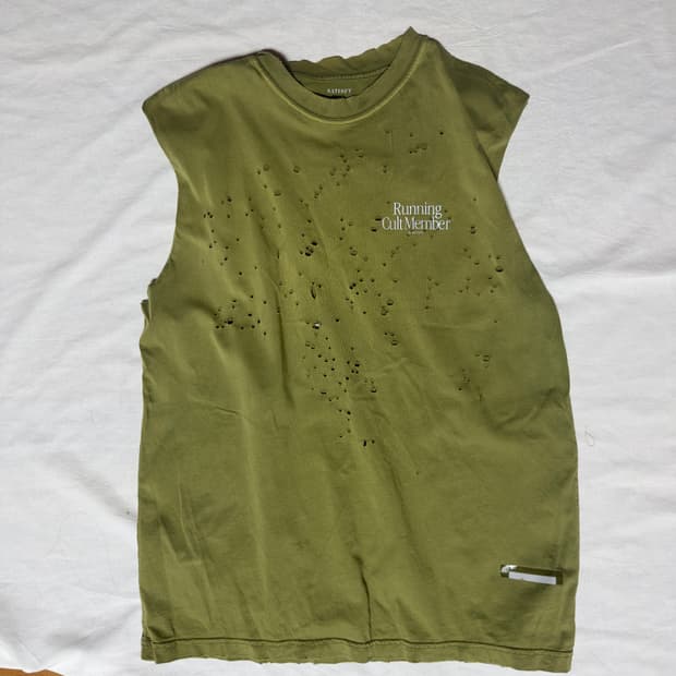 Satisfy 새티스파이 러닝 슬리브리스