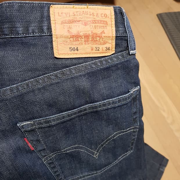 32 / 리바이스 504 청바지 / 토발322/