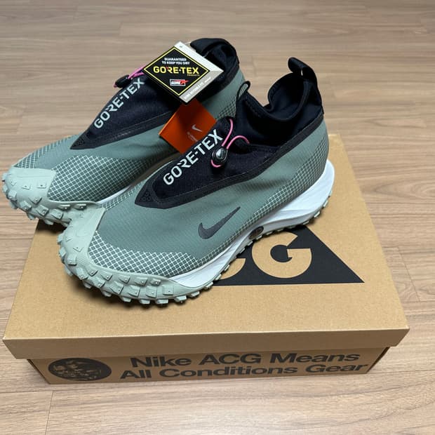 290 나이키 ACG 마운틴 플라이 고어텍스 클레이 그린 카키