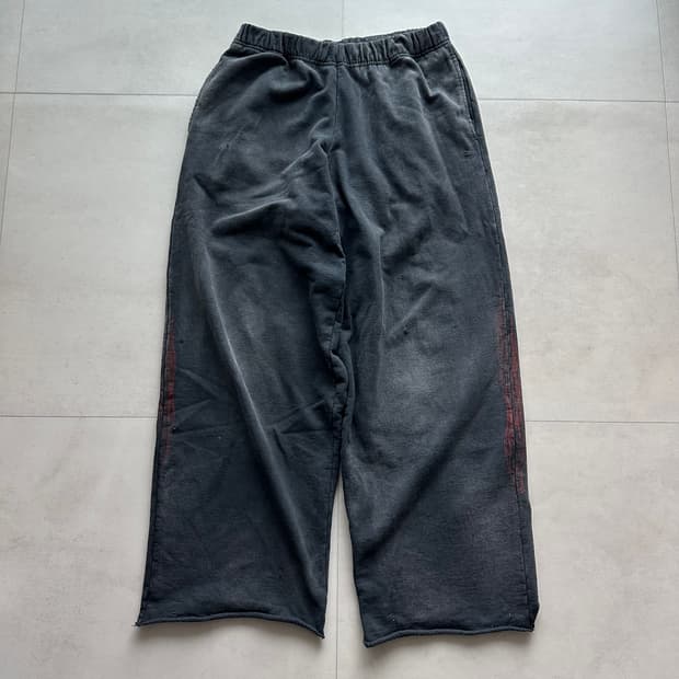 카미야 24fw 워시드 플레임프린트 스웻팬츠