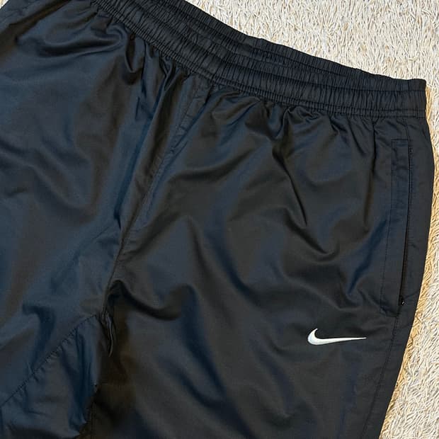 00's 나이키 올드스쿨 스우시 나일론 트랙팬츠 블랙