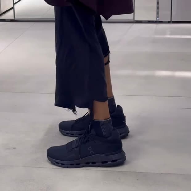 [275] 온러닝 클라우드 노바 폼 2 블랙 / 강겨울님 착용