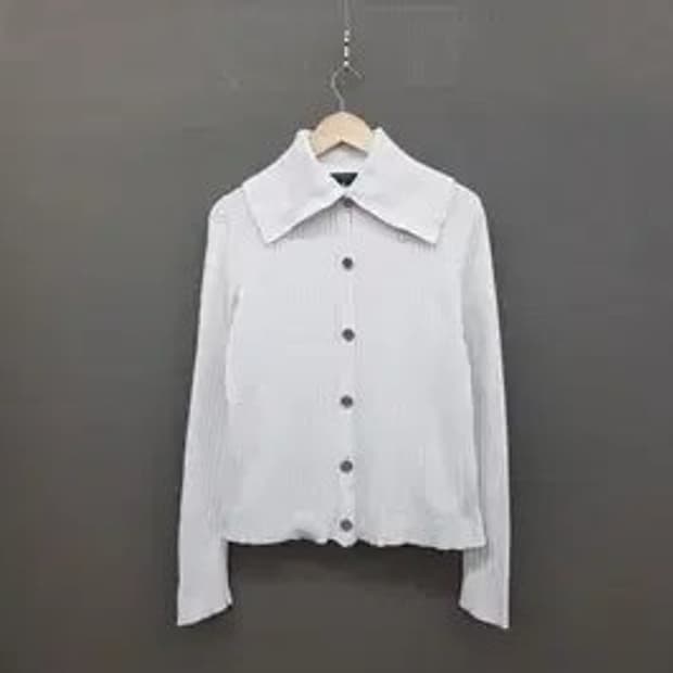 폴로 랄프로렌 클래식 버튼업 니트 M사이즈