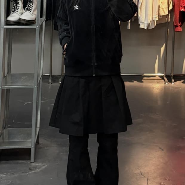 아디다스 X 퍼렐 윌리엄스 벨벳 트랙 자켓 A3723