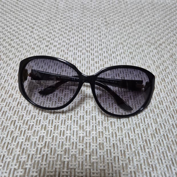 (정품) 구찌 선글라스 삼선로고 오버사이즈 선글라스