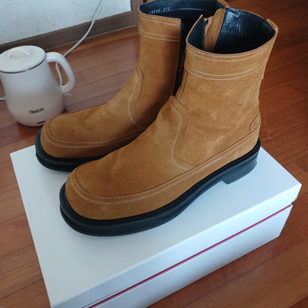 로스트가든 아이온 스웨이드 부츠 