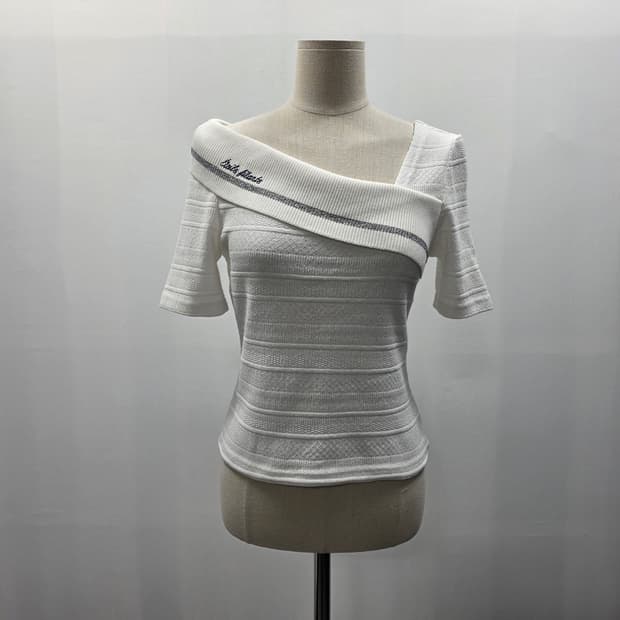 0034 EGOIST 에고이스트 오프화이트 오프숄더 니트 반팔 66 슬림