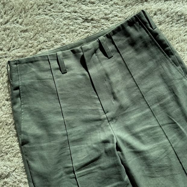 [1] Stitch Crease Trouser (olive green)