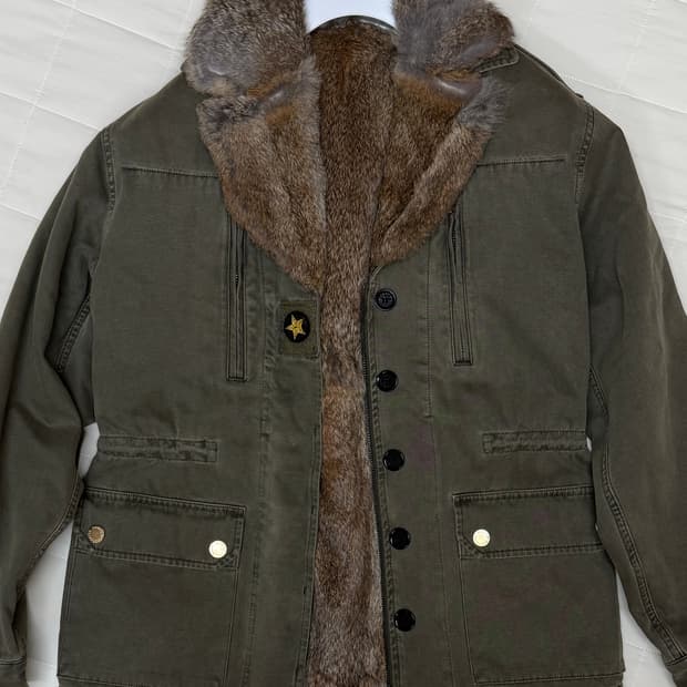 자딕 앤 볼테르 밀리터리 리얼 토끼퍼 자켓