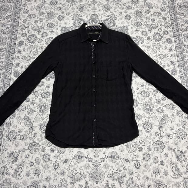 Mossimo diamond pattern shirts
