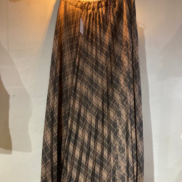 브라운 플리츠 체크 울 롱 스커트