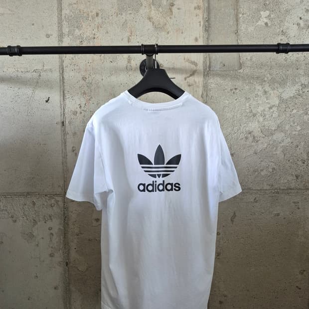 아디다스 흰색  반팔티셔츠