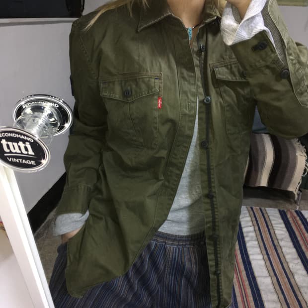 투티/0217 리바이스 오리지널 워크 트러커 셔츠 올리브 카키 빈티지