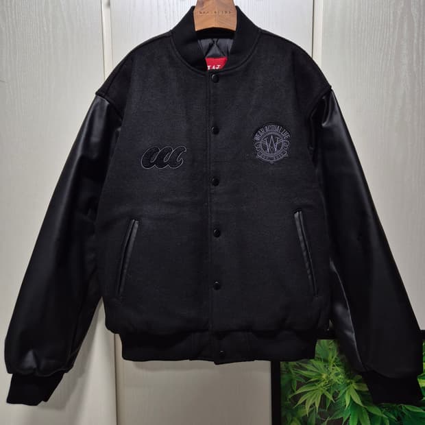 WOOALONG 우알롱 바시티