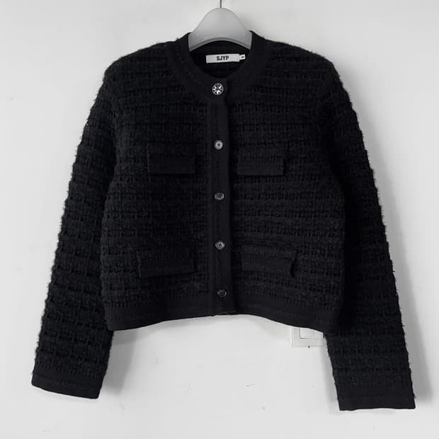 SJYP 23 라운드 넥 블랙 니트 가디건