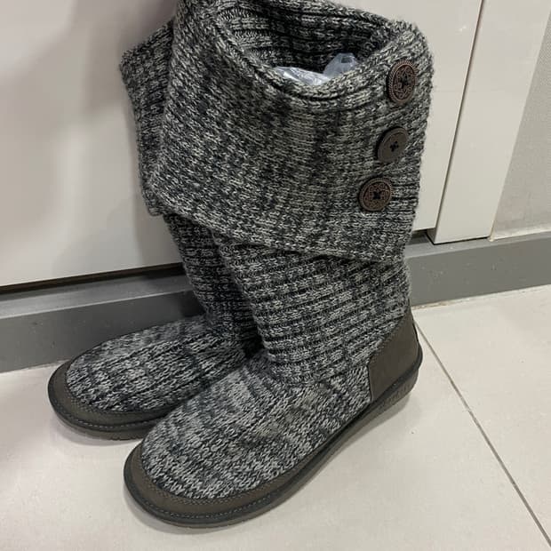 스케쳐스 니트 카디 부츠 / 빈티지 어그 카디