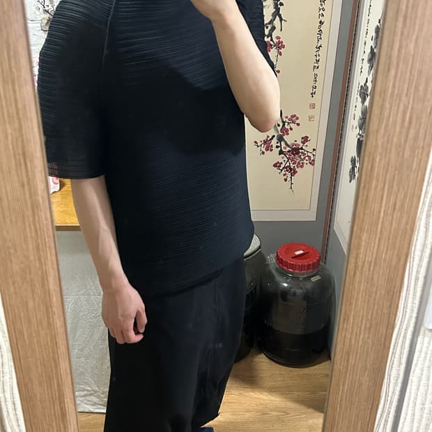 25ss 아모멘토 플리츠 래글런 탑