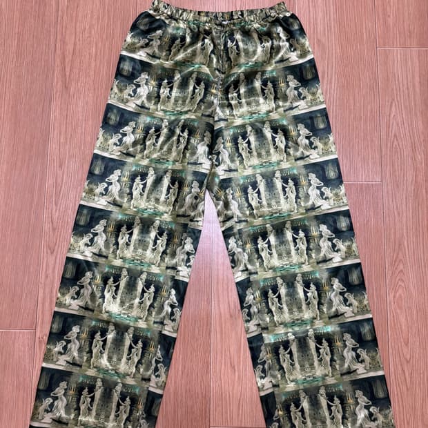 Weak generation 와이드 팬츠