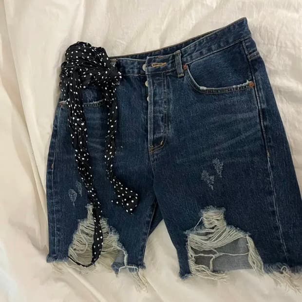 부루하하 디스트로이드 숏팬츠