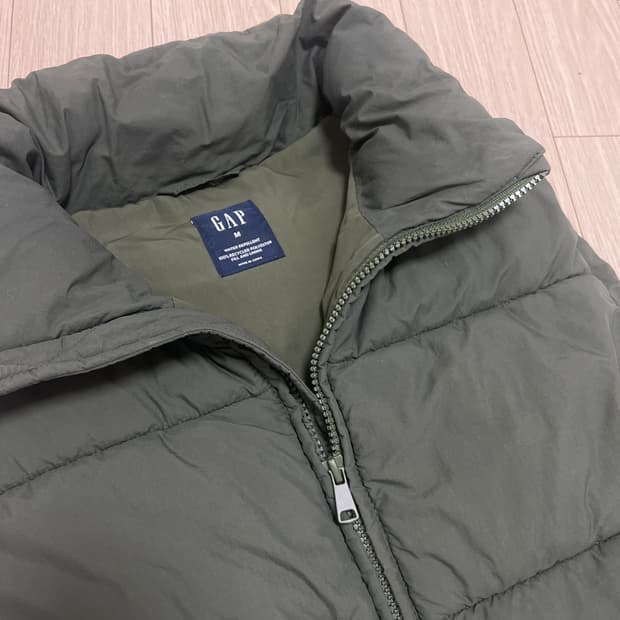 GAP 패딩 조끼 카키색 M