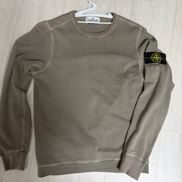 스톤아일랜드 정품 워싱 브라운 맨투맨 S
