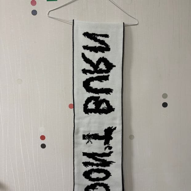 AJO AJOBYAJO 머플러