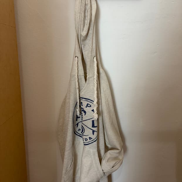 BEACH HOODY