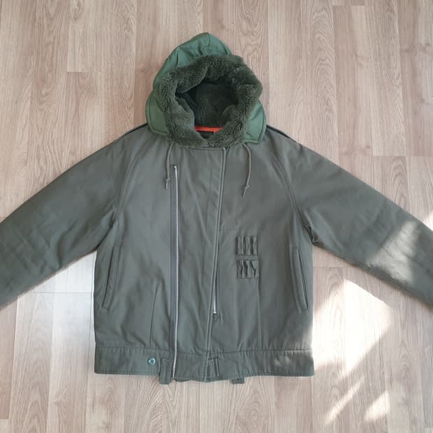 듀테로 퓨리 자켓 M사이즈