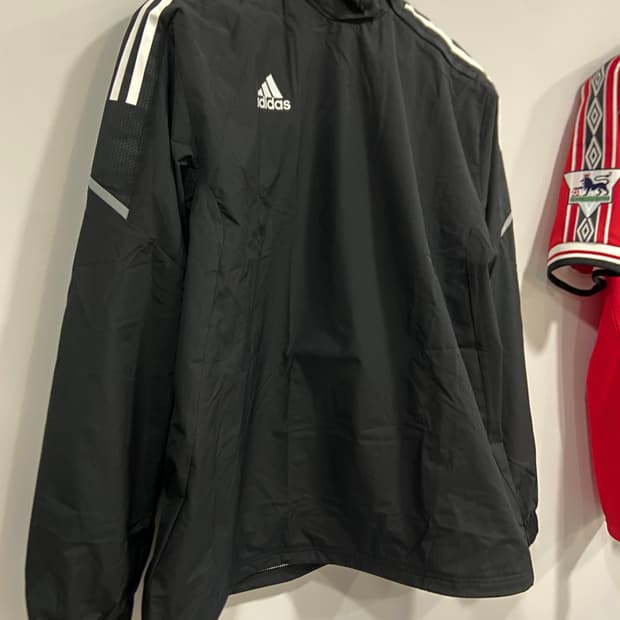 아디다스 콘디보 하이브리드탑 기모