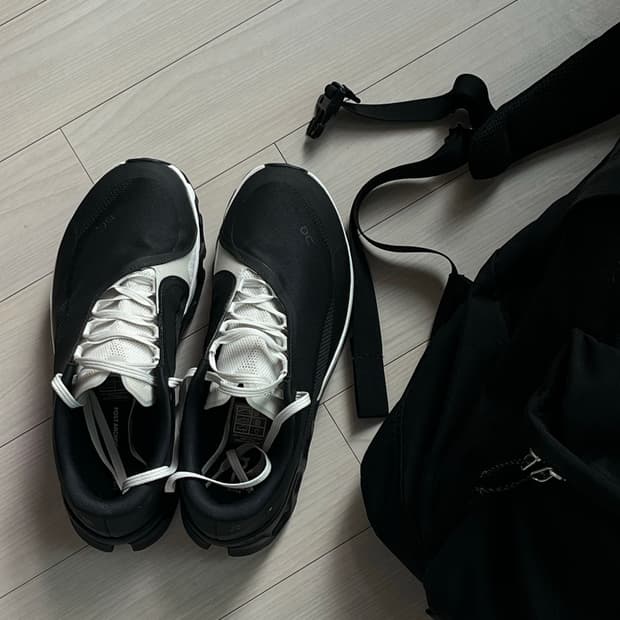 파프 온러닝 콜라보 255사이즈