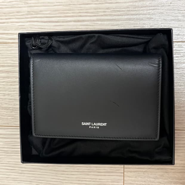 생로랑 지갑