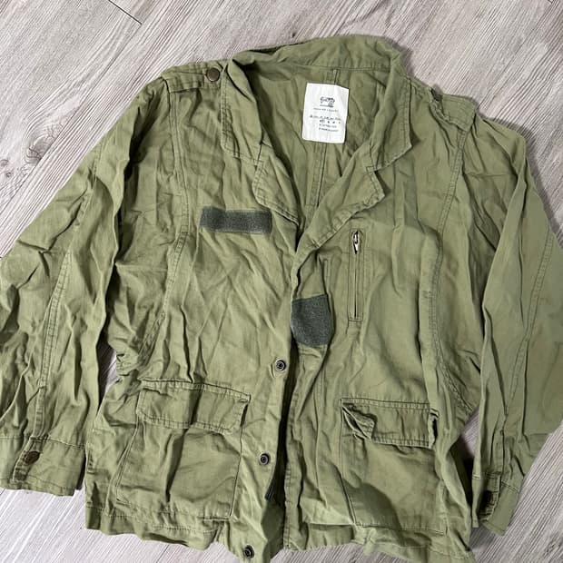 카키 야상 자켓