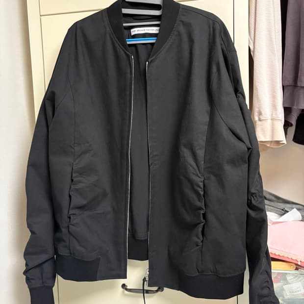 Post archive faction파프 셔링 봄버 L사이즈