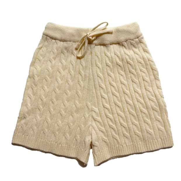 새상품 여자 꽈배기 니트 반바지 (아이보리)