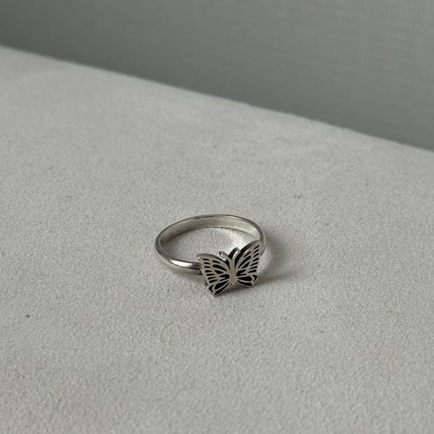 [17호] 니들스 Needles 나비 반지 