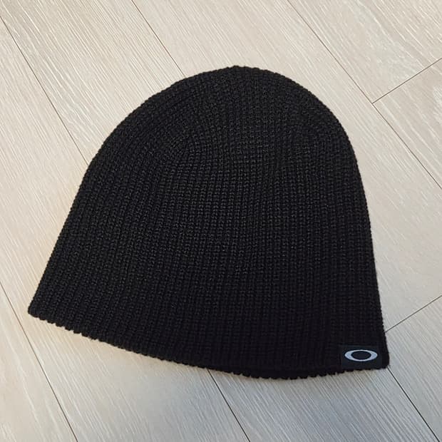 오클리 세션 비니 블랙아웃