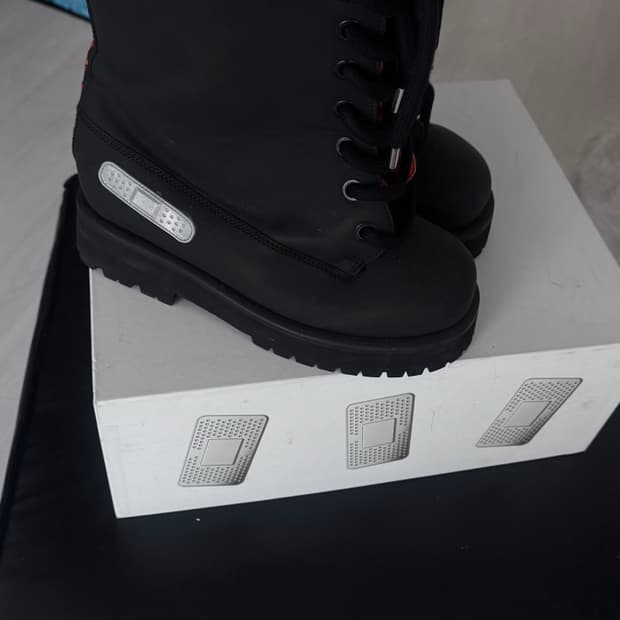 PDF boots 43size