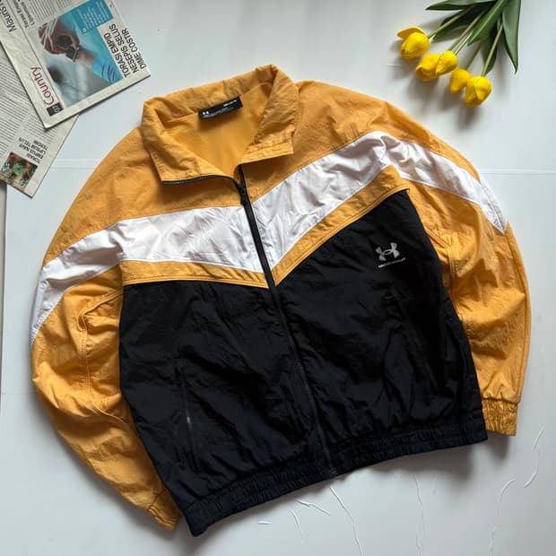 언더아머 윈드브레이커 바람막이