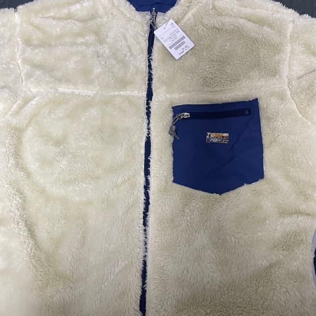 프릭스스토어 릴렉스핏 원포인트 리버시블 플리스 자켓 (신칠라맛)