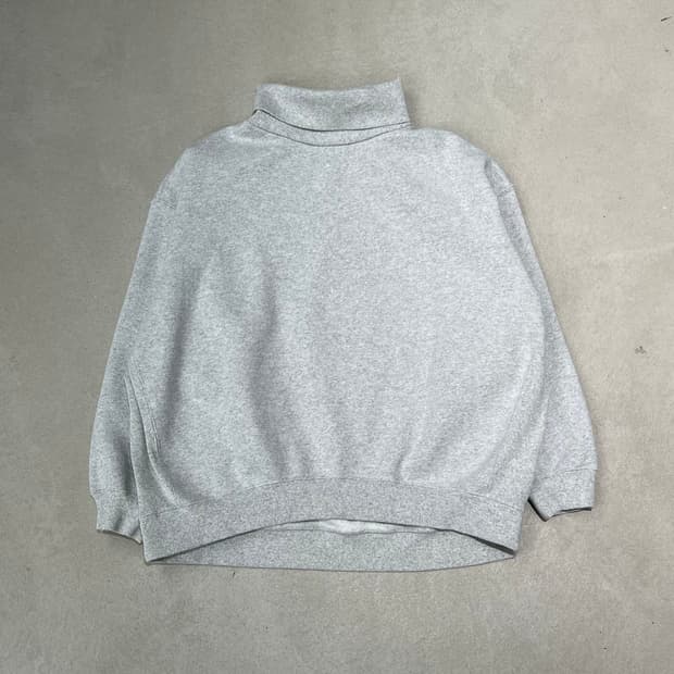 프릭스스토어 목폴라 스웻셔츠 s09294