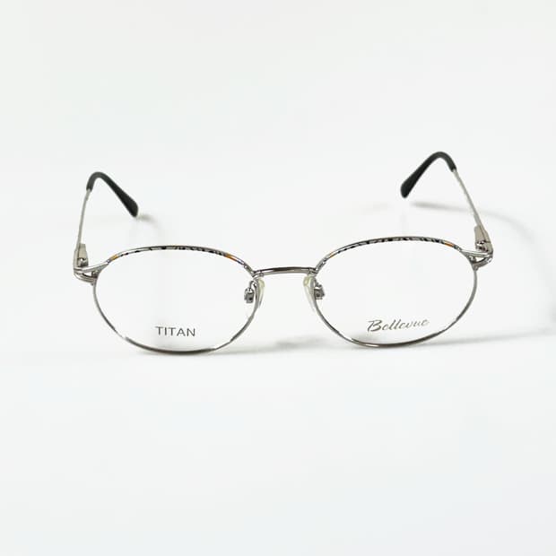 독일제 BELLEVUE 실버 티타늄 오벌 프레임 빈티지 안경