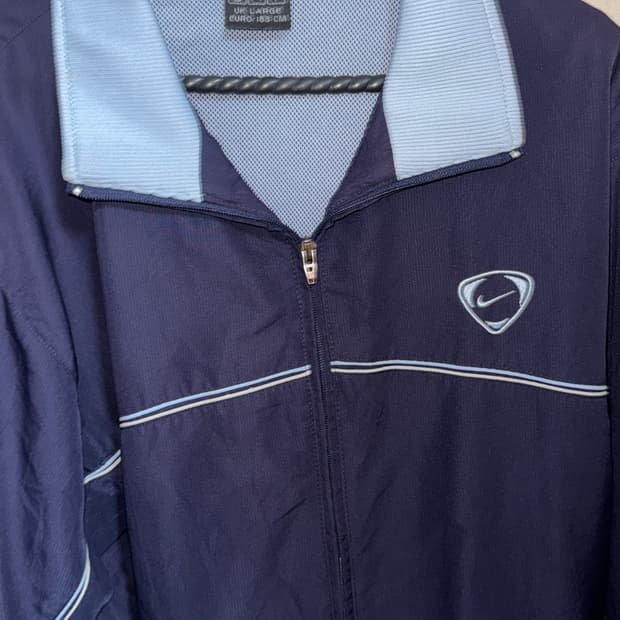 나이키 네이비 바람막이