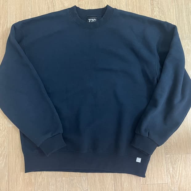 오프듀티보이즈 77c 맨투맨 네이비