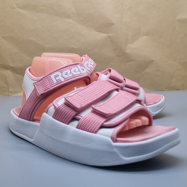 리복 클래식 로얄샌들250