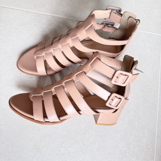 새상품 디자이너 슈즈 전체 소가죽 OH SHOE DESIGNS 샌들 24