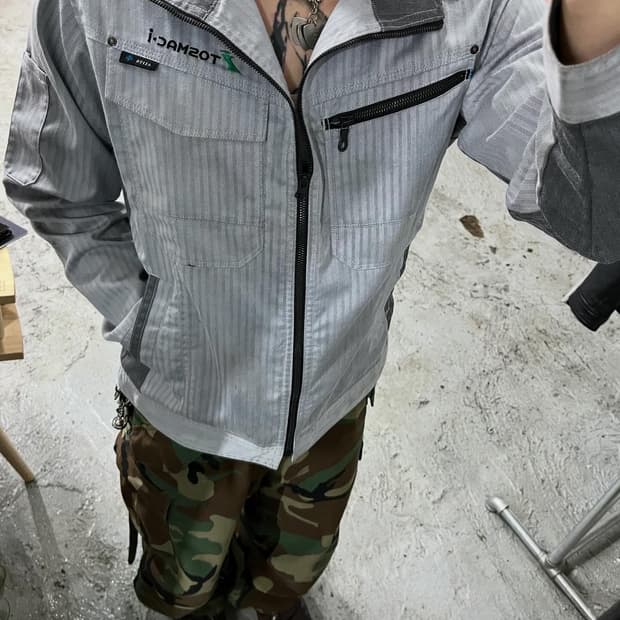 Azito dirty work jacket