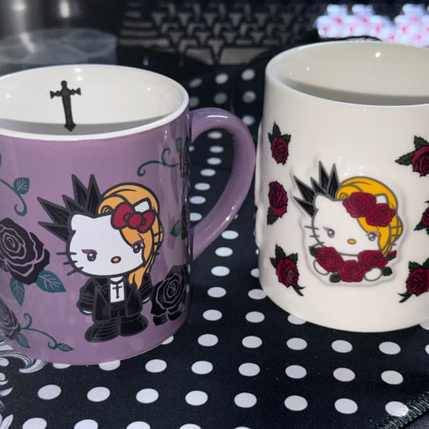 Yoshikitty Vintage Mug Set (Sanrio x X-J