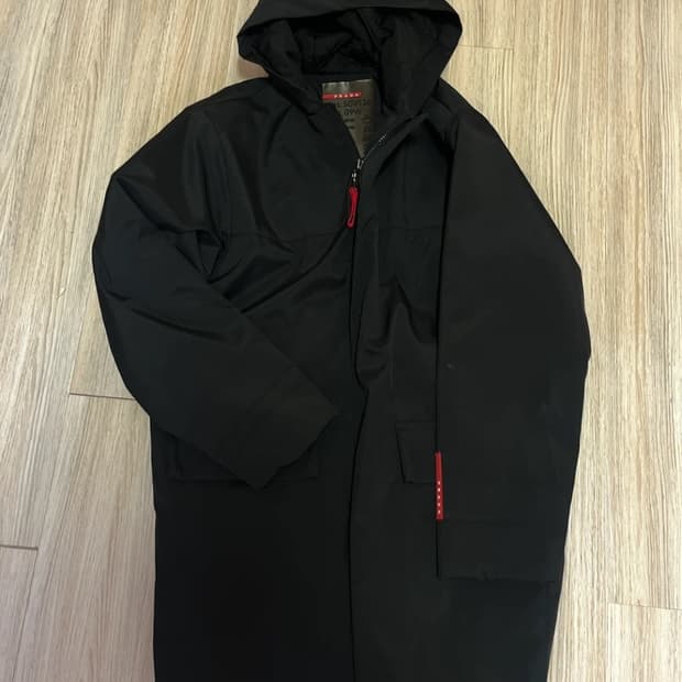 프라다 스포츠 코트