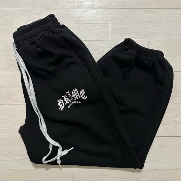 Prime Logo Wide Joggers Black FREE